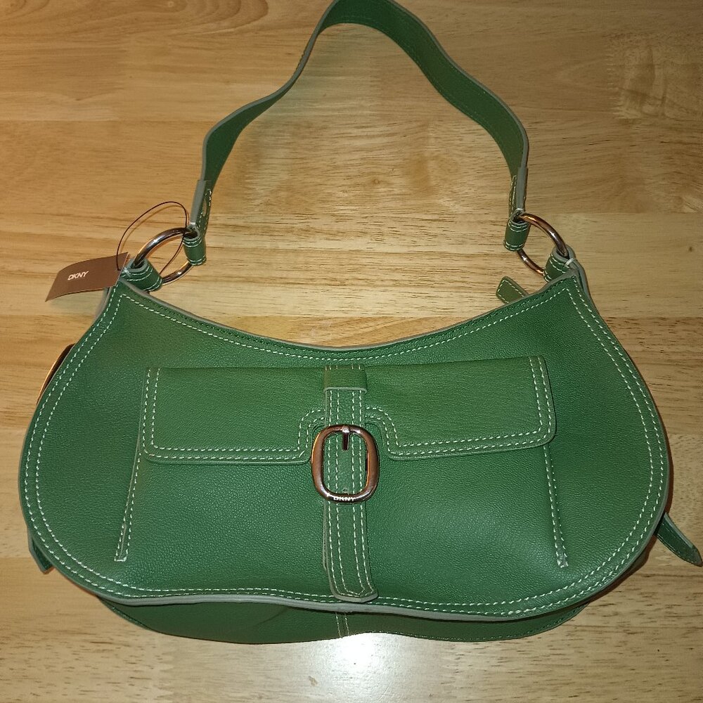 ADORABLE NWT DKNY Green Leather Buckle Bag